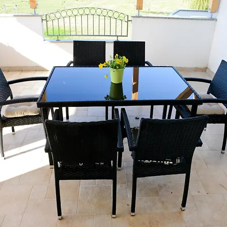 Apartamento Tasteful Landscaped Garden *