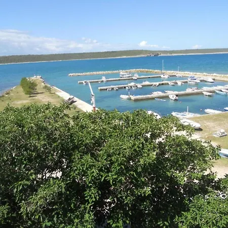 In Near The Sea * Ljubač